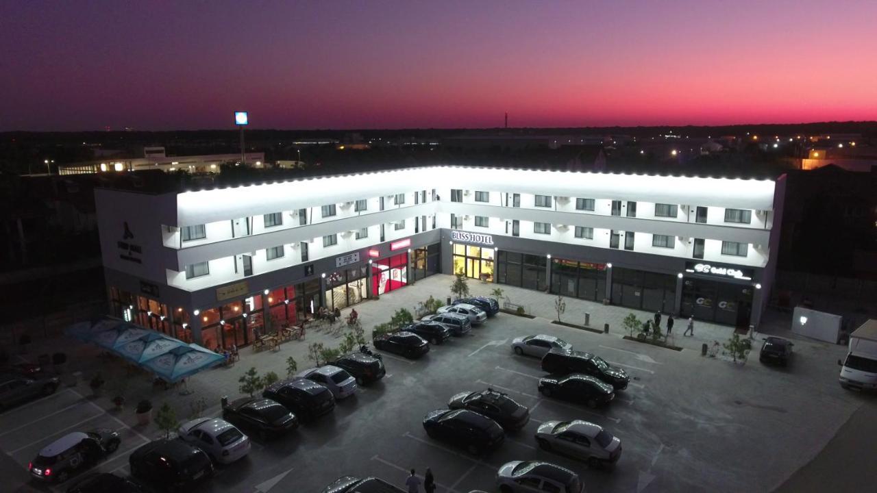 Bliss Inn Tunari Voluntari Exteriér fotografie